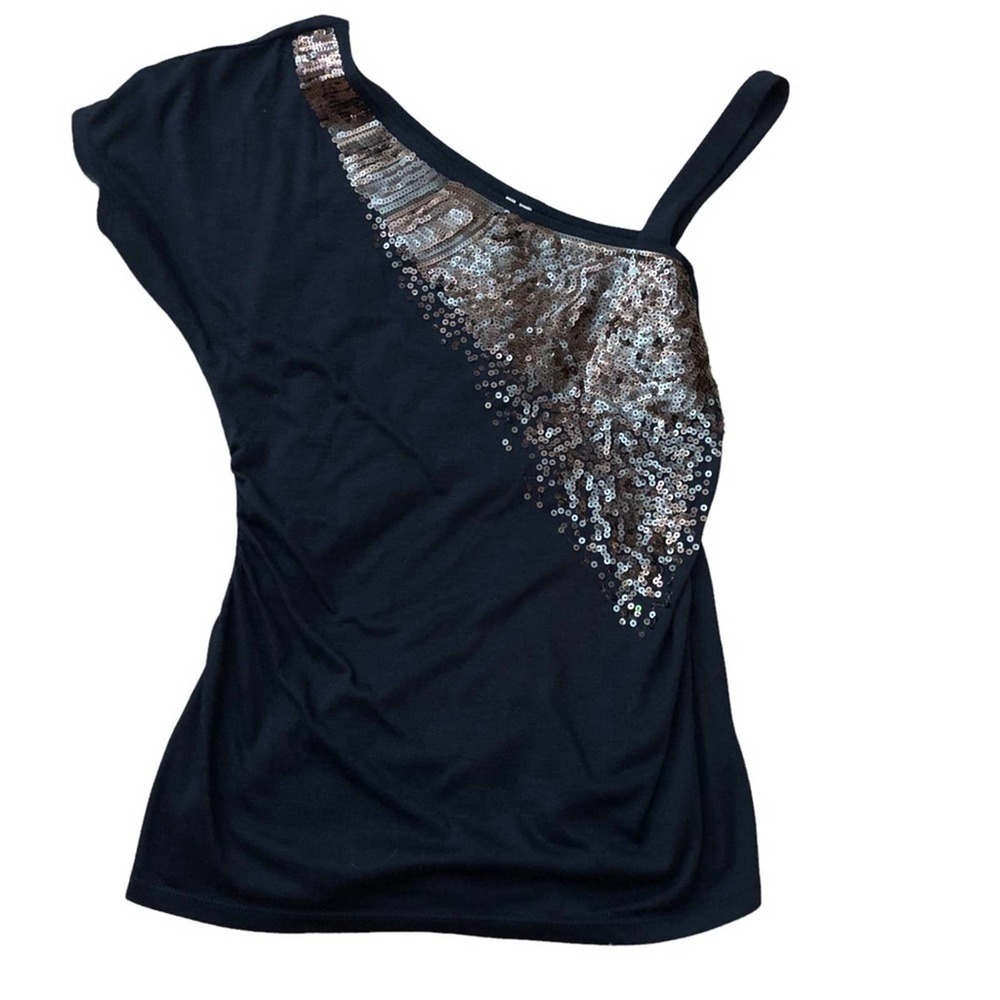 Women’s Black One-Shoulder Sequin Top - Picture 2 of 10